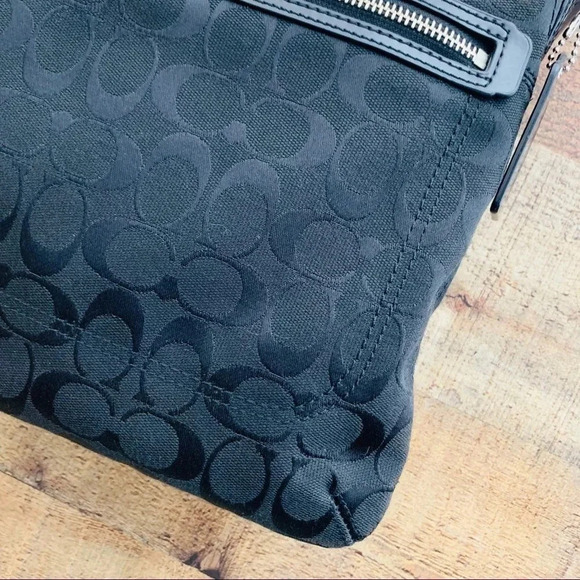 Coach Signature Poppy Shoulder Purse - Picture 2 of 8